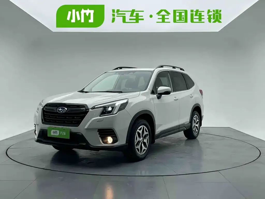 Subaru Forester — фото 1