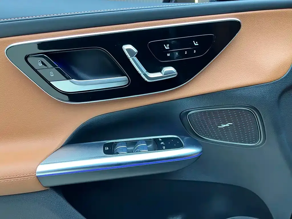 Mercedes-Benz GLC 2025 из CN, фото 10