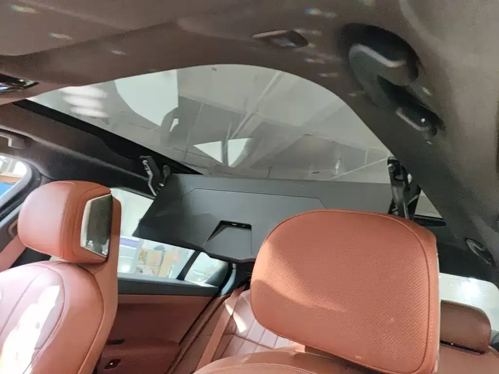 BMW i7 2024 из CN, фото 4
