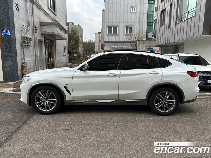 BMW X4 2021 из KR, фото 4