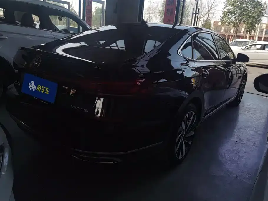 Volkswagen Passat — фото 7