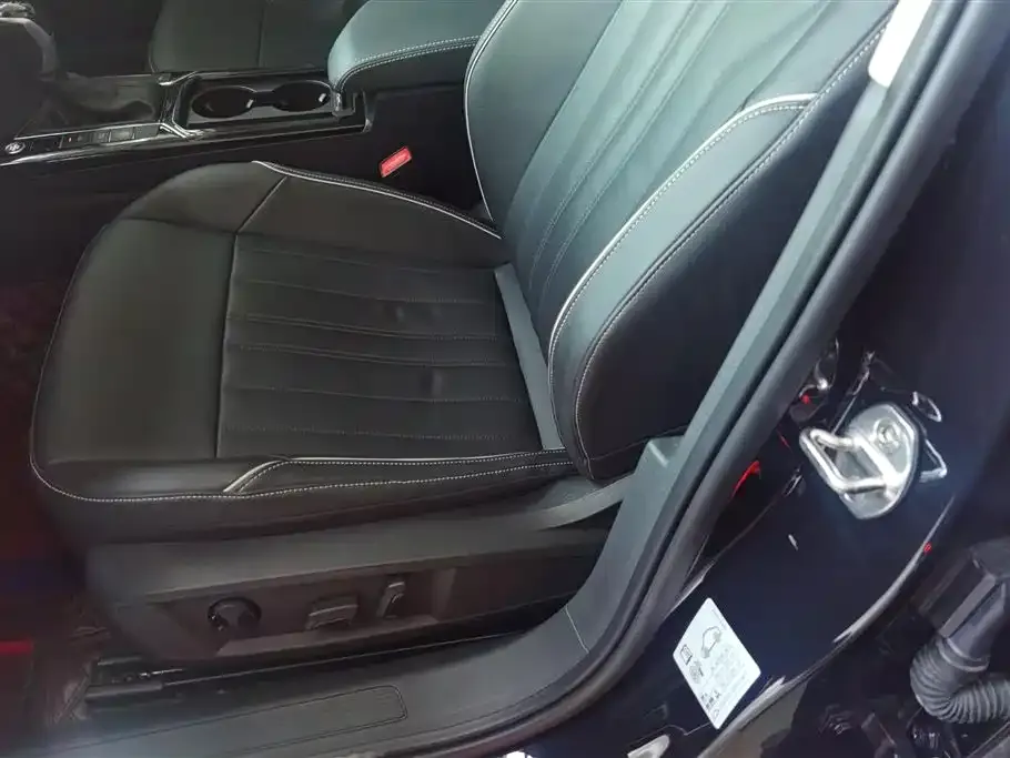 Volkswagen Passat — фото 3