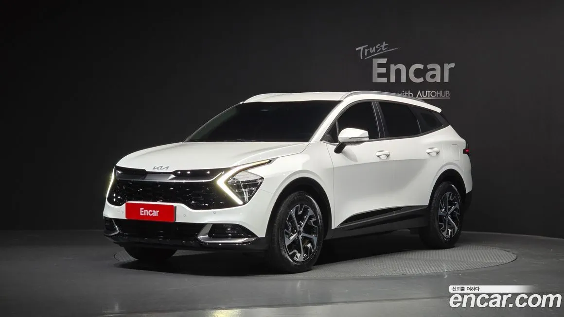 Kia Sportage — фото 1