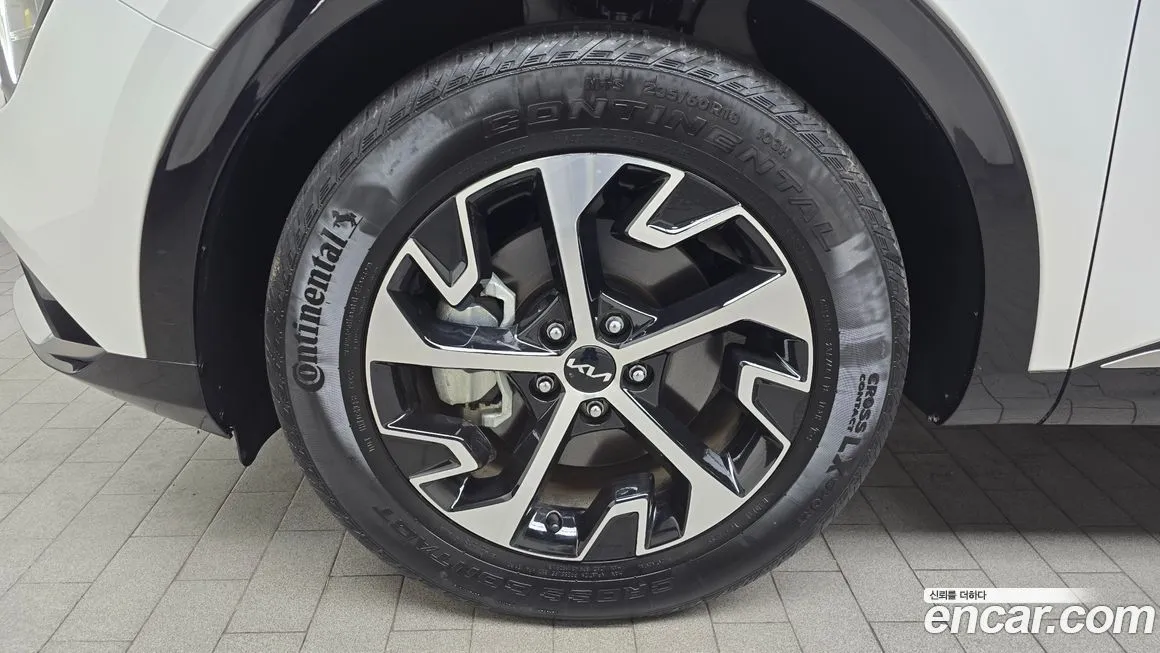 Kia Sportage — фото 10