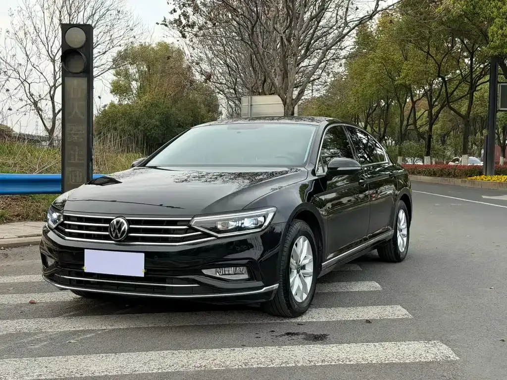 Volkswagen Magotan 2022 из CN, фото 1