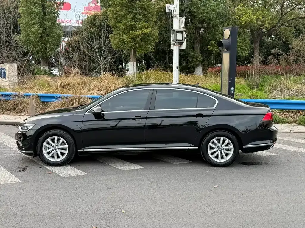Volkswagen Magotan 2022 из CN, фото 6