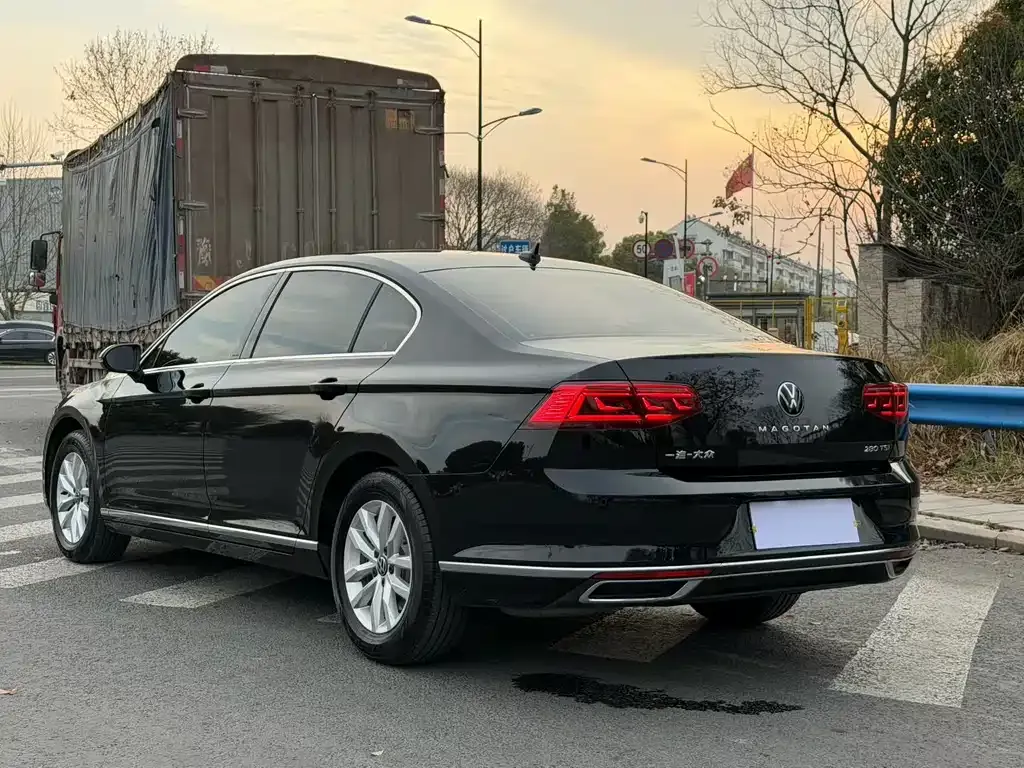 Volkswagen Magotan 2022 из CN, фото 8
