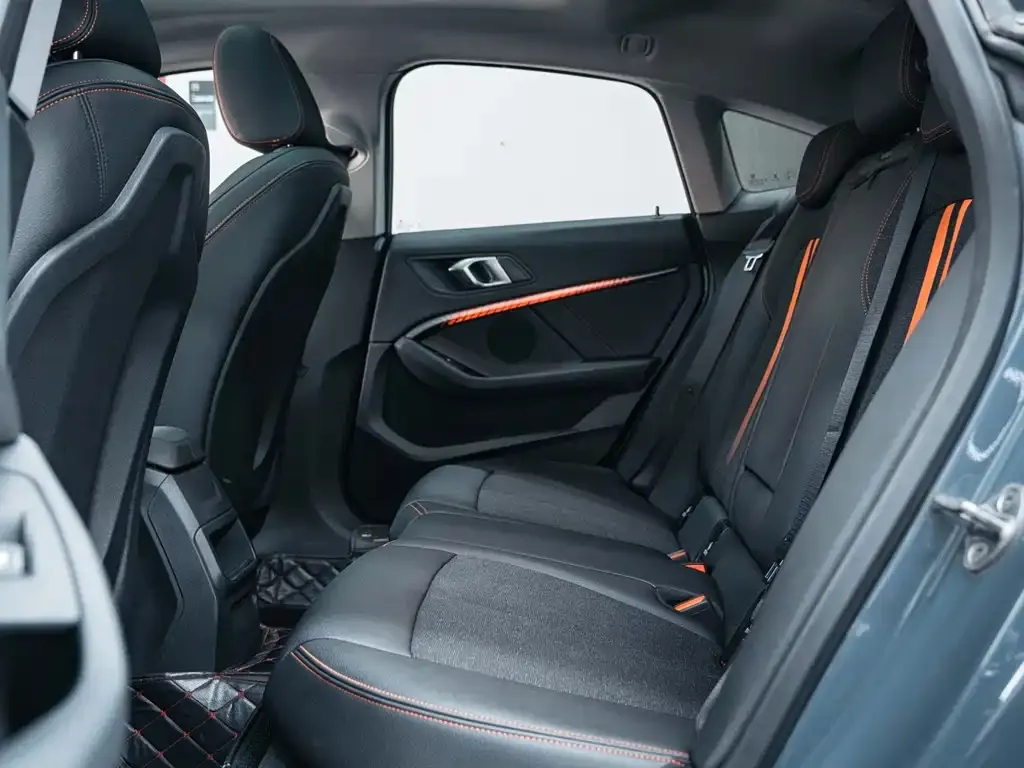 BMW 2 Series (Import) — фото 6