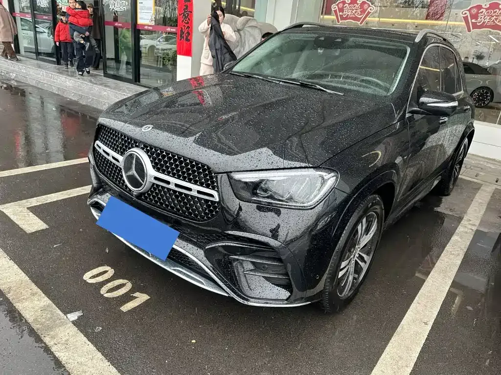 Mercedes-Benz GLE — фото 1