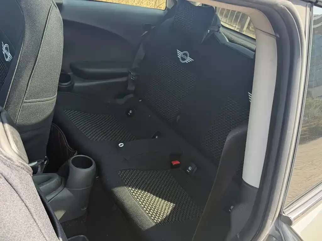 MINI Cooper (3-door) 2021 из CN, фото 3