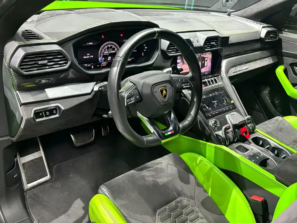 Lamborghini Urus 2021 из CN, фото 8
