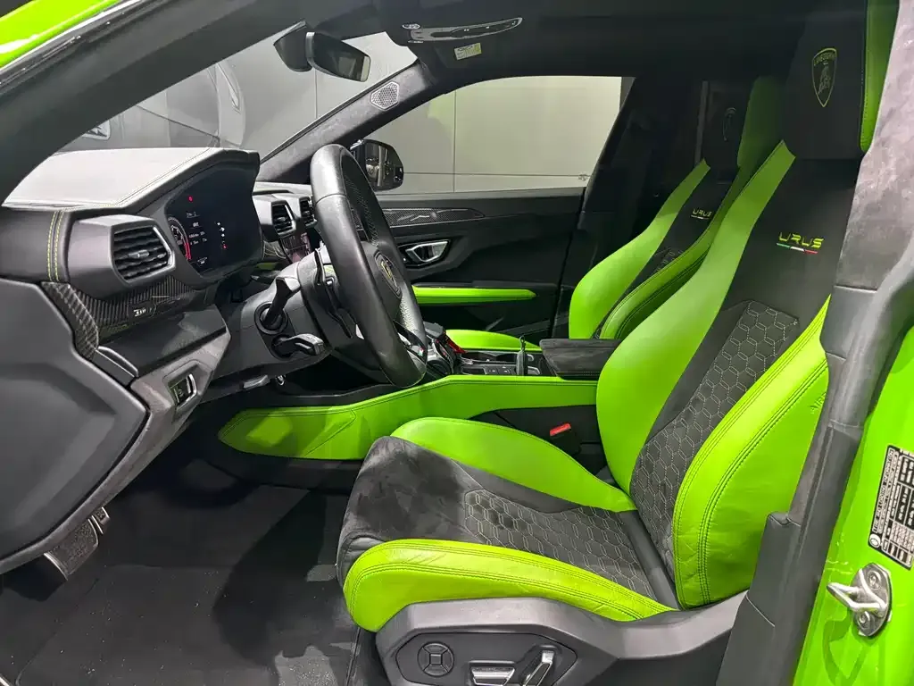 Lamborghini Urus 2021 из CN, фото 4