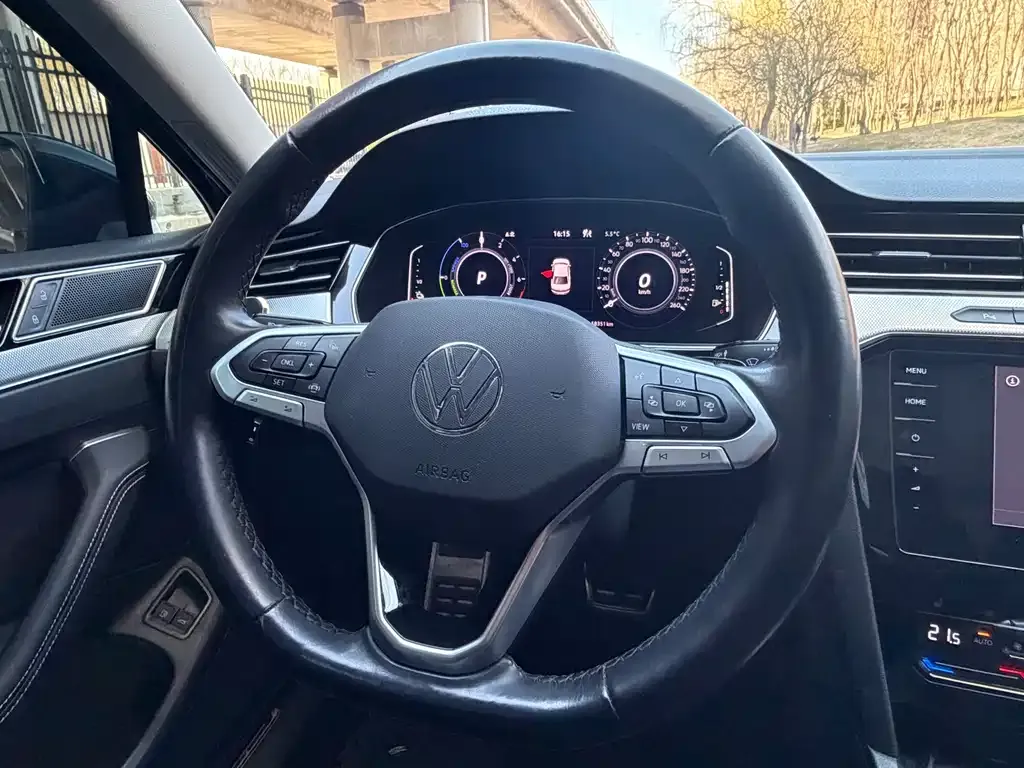 Volkswagen Magotan GTE PHEV 2024 из CN, фото 2