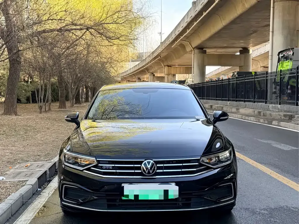 Volkswagen Magotan GTE PHEV 2024 из CN, фото 6