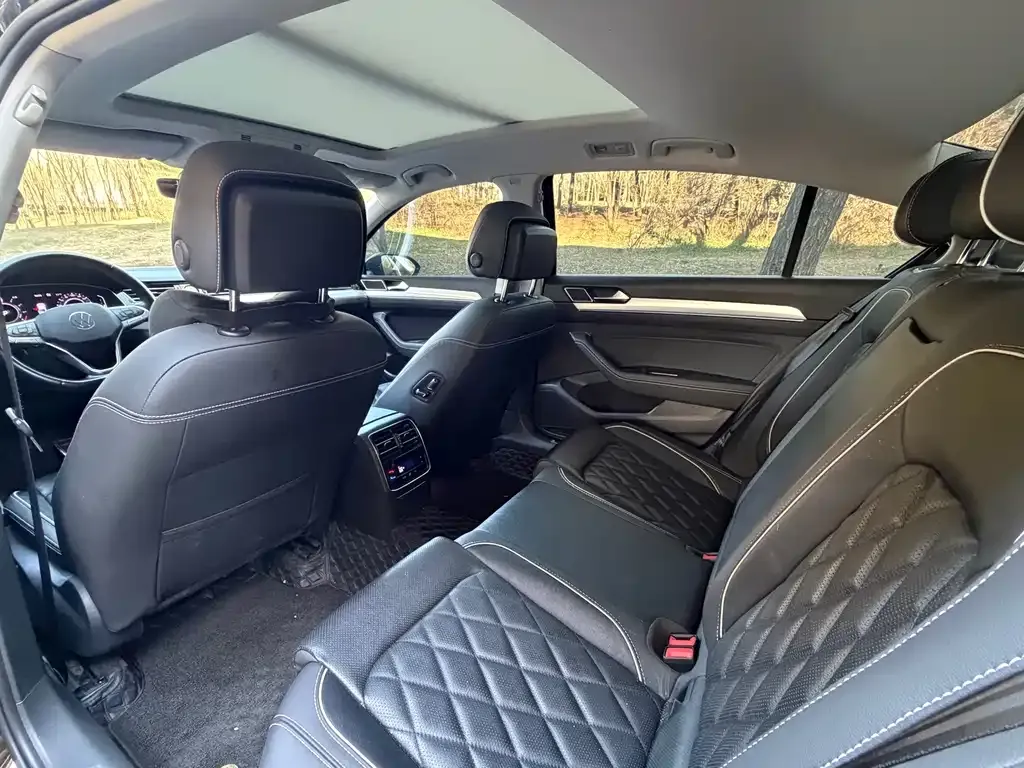 Volkswagen Magotan GTE PHEV 2024 из CN, фото 8