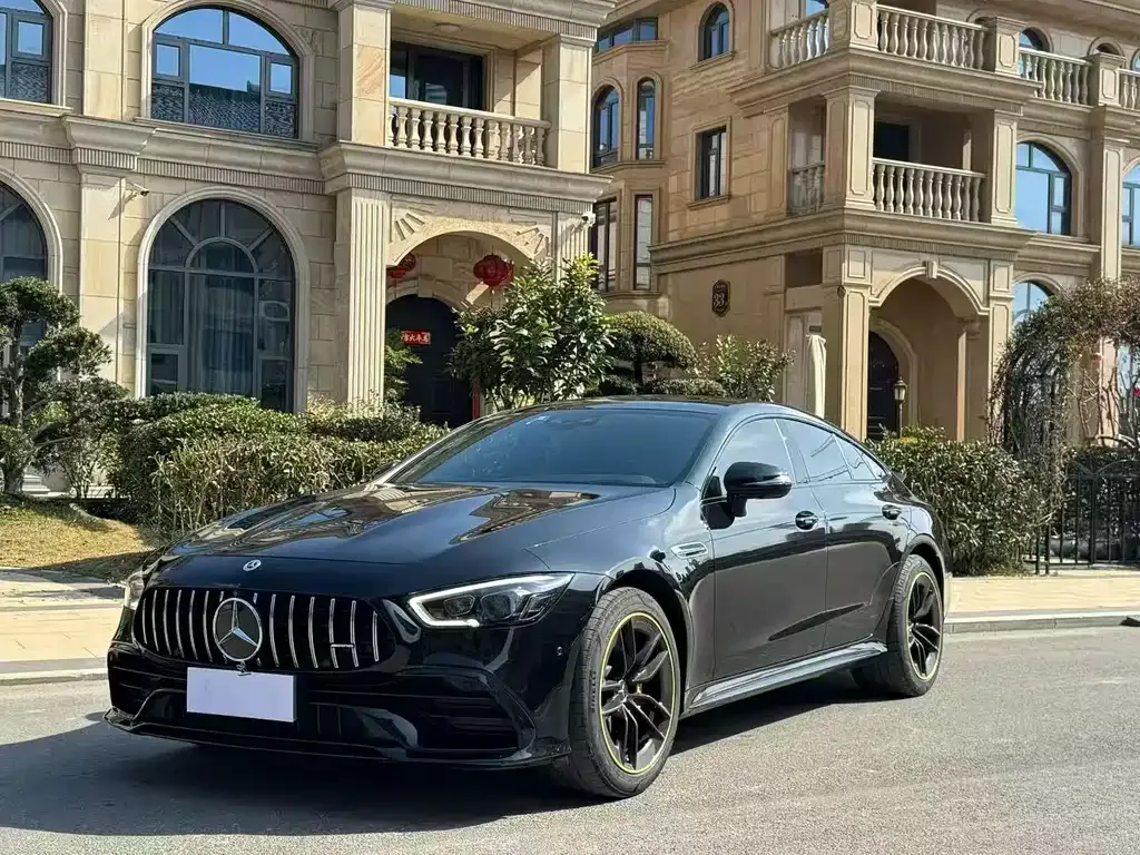 Mercedes-Benz AMG GT — фото 1