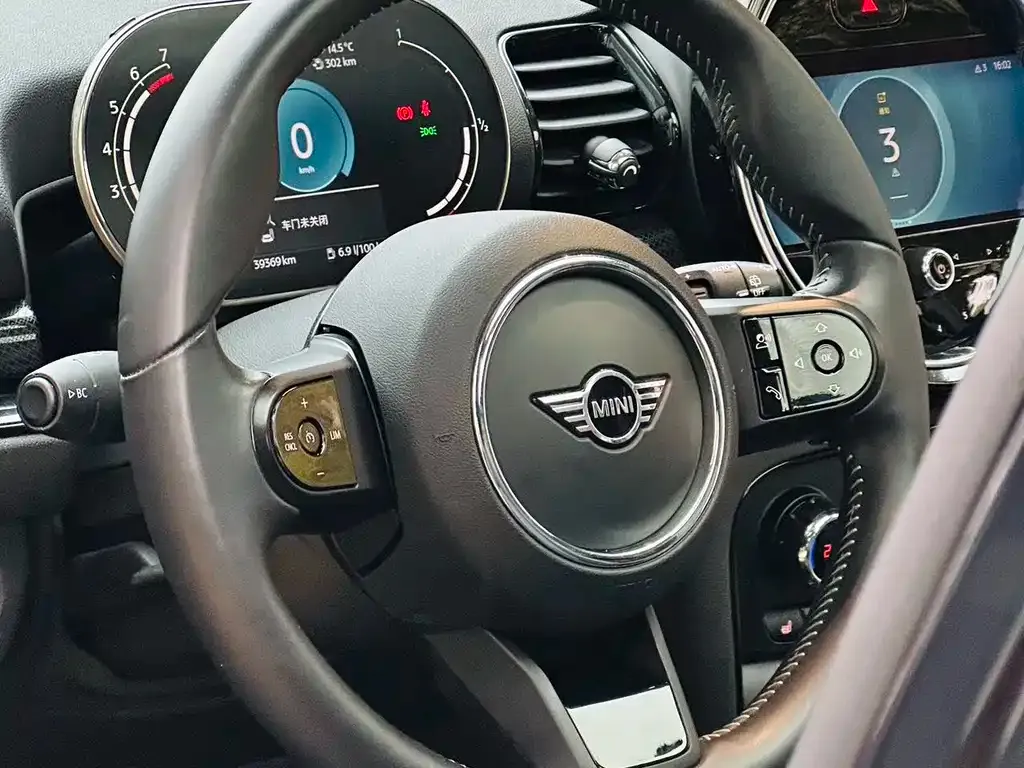 MINI Clubman 2023 из CN, фото 2