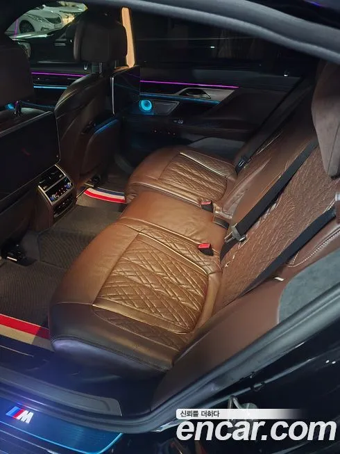 BMW 7-Series 2022 из KR, фото 2