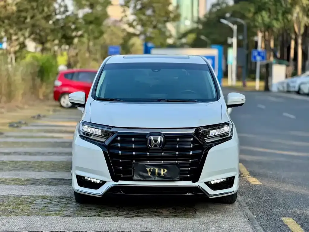 Honda Elysion 2022 из CN, фото 6