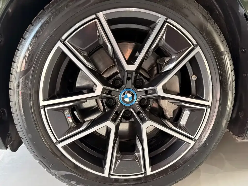 BMW i4 2024 из CN, фото 9