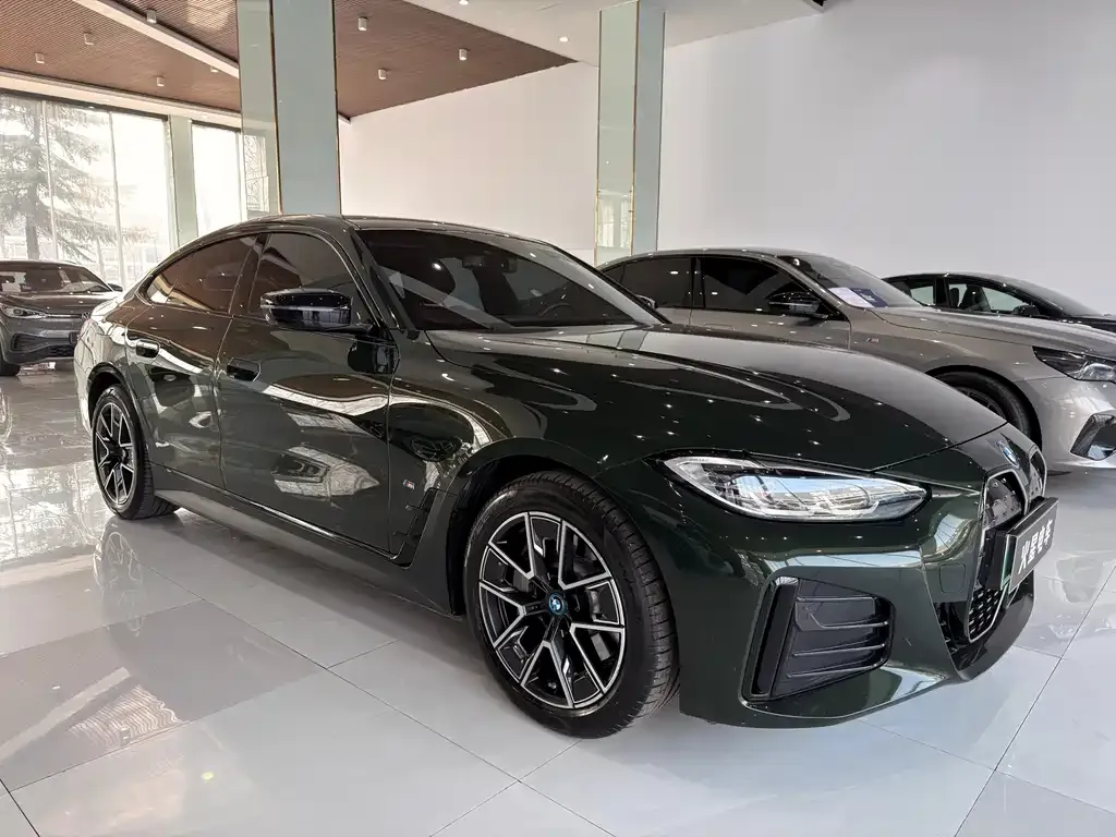 BMW i4 2024 из CN, фото 2