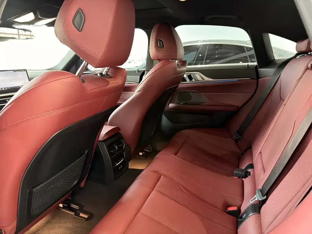 BMW i4 2024 из CN, фото 7