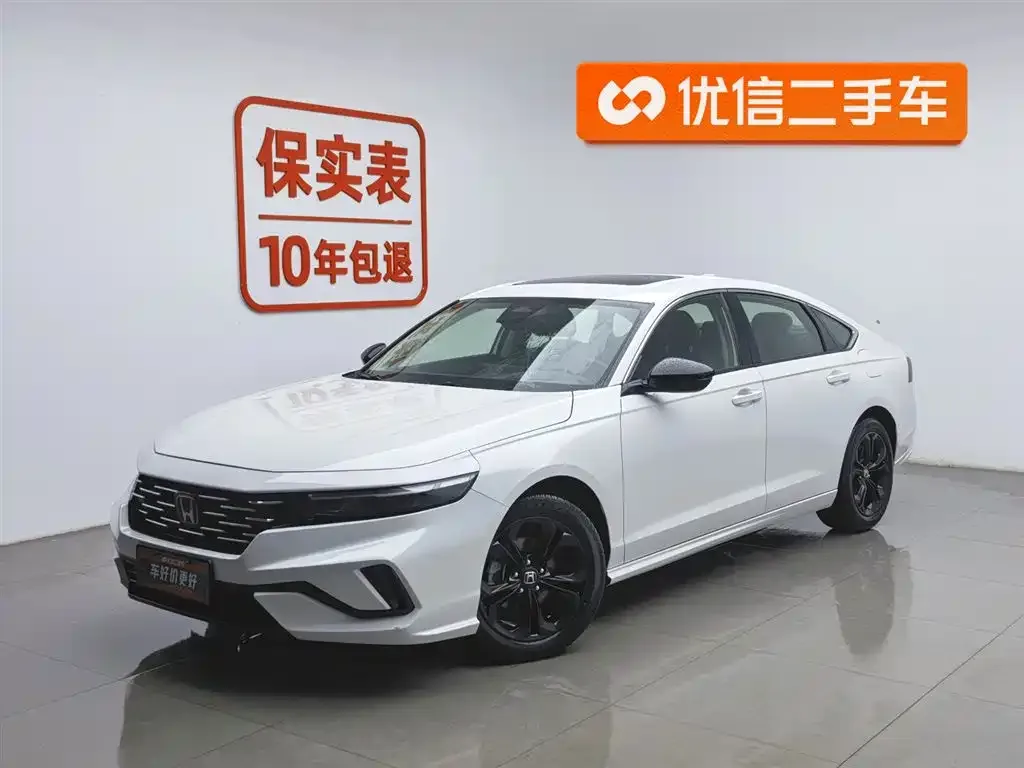 Honda Accord — фото 1