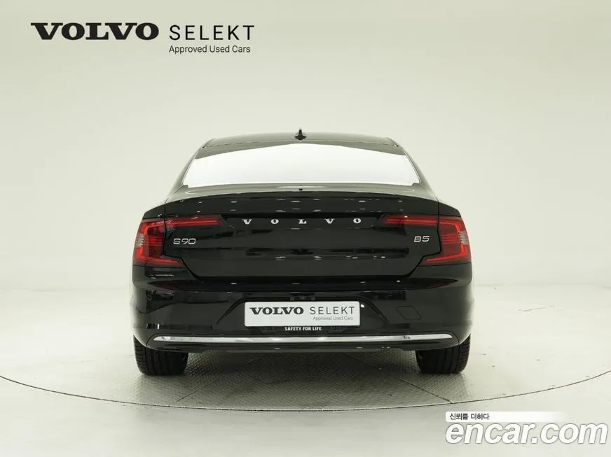 Volvo S90 — фото 3