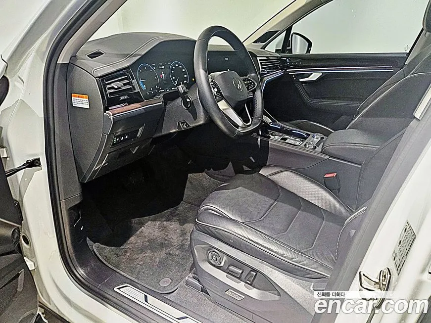 Volkswagen Touareg 2024 из KR, фото 9