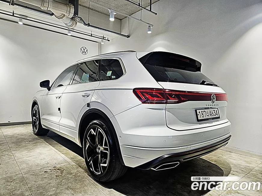 Volkswagen Touareg 2024 из KR, фото 10