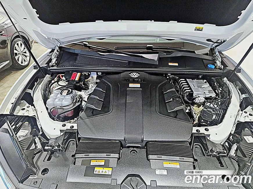 Volkswagen Touareg 2024 из KR, фото 6