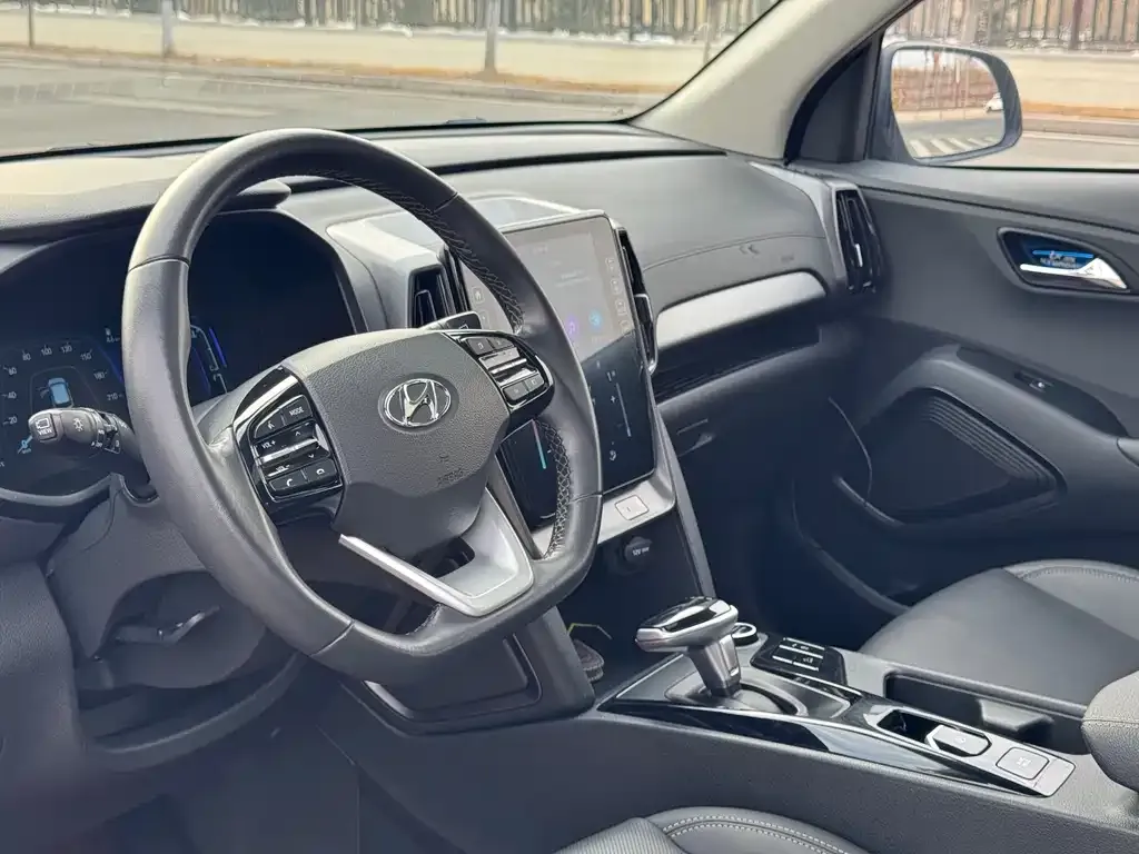 Hyundai ix35 2022 из CN, фото 4