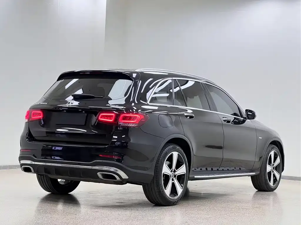 Mercedes-Benz GLC — фото 4