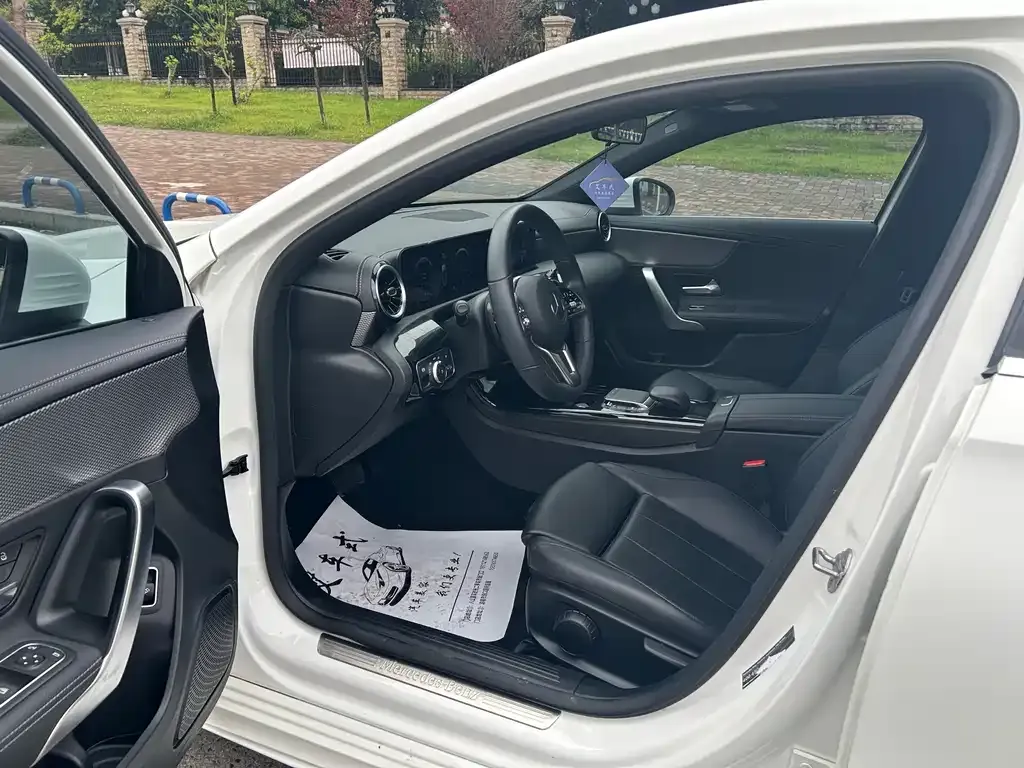 Mercedes-Benz A-Class 2021 из CN, фото 7