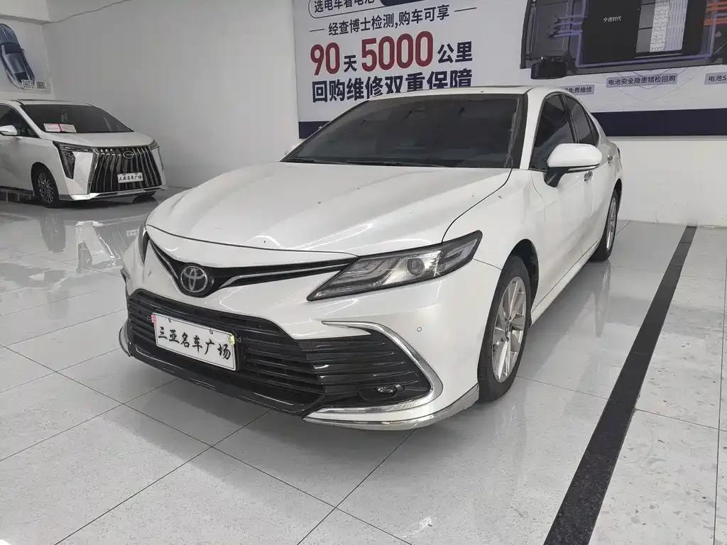 Toyota Camry 2023 из CN, фото 1