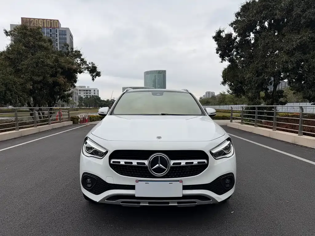 Mercedes-Benz GLA — фото 4