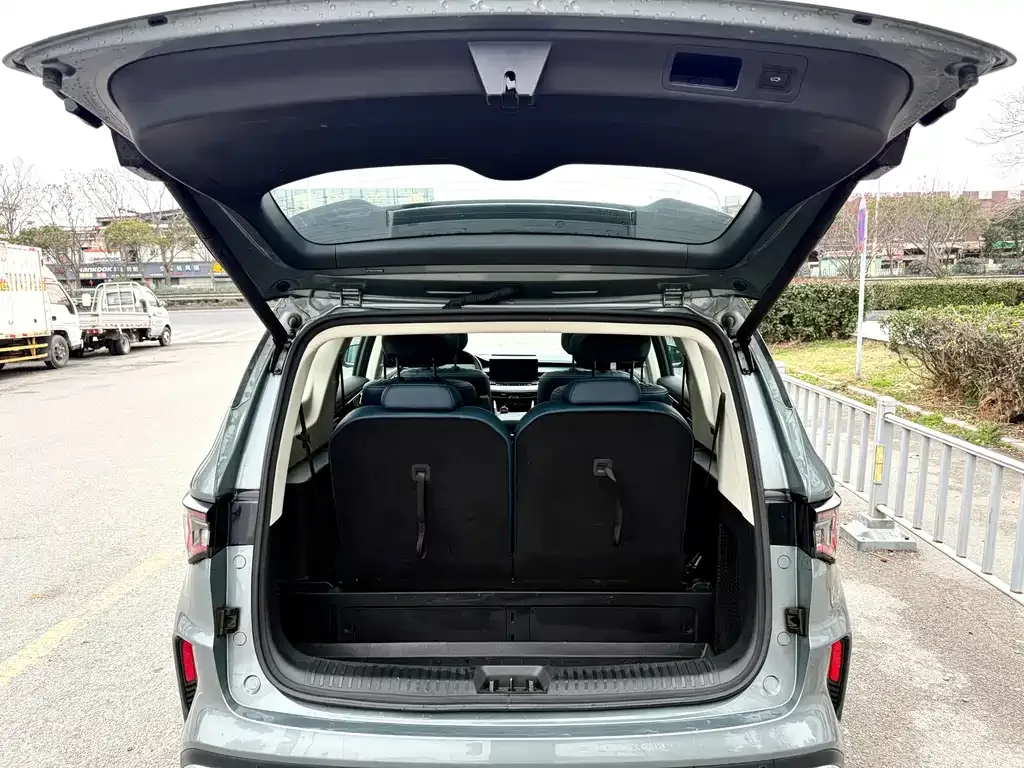 Geely Haoyue 2022 из CN, фото 6