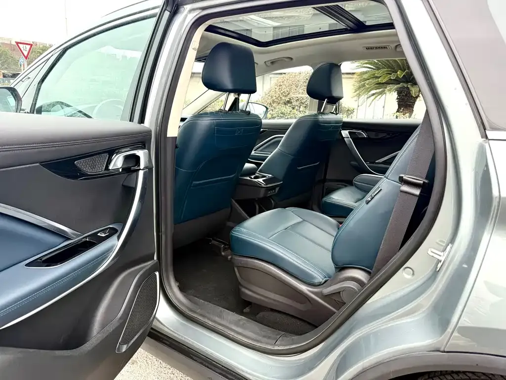 Geely Haoyue 2022 из CN, фото 7