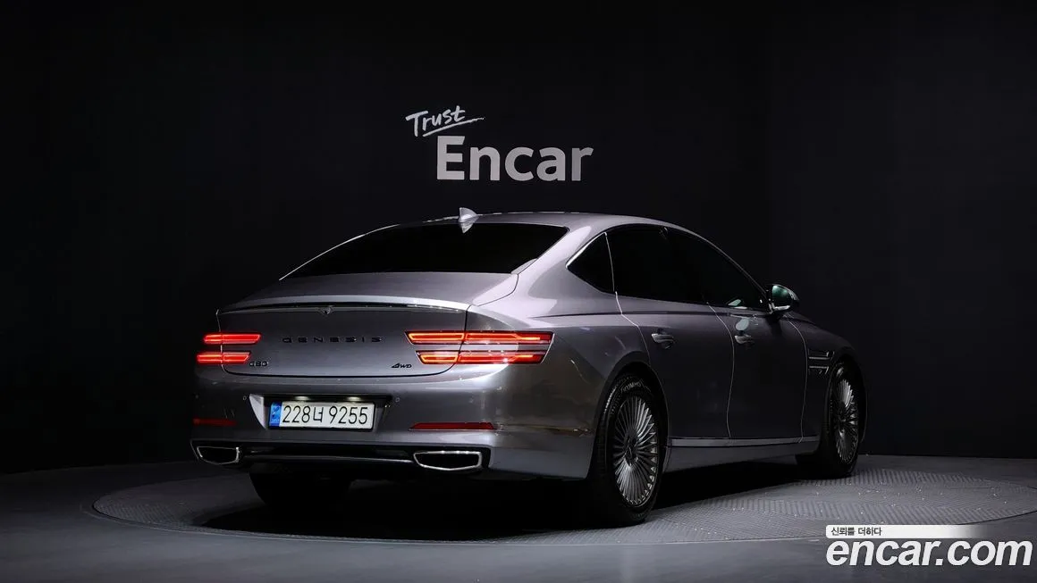 Genesis G80 — фото 10