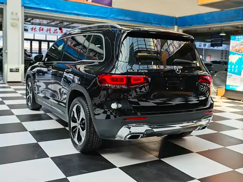Mercedes-Benz GLB 2023 из CN, фото 10