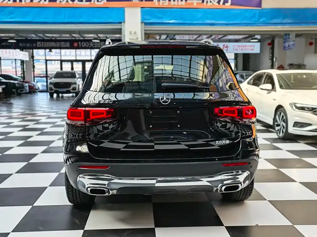 Mercedes-Benz GLB 2023 из CN, фото 8