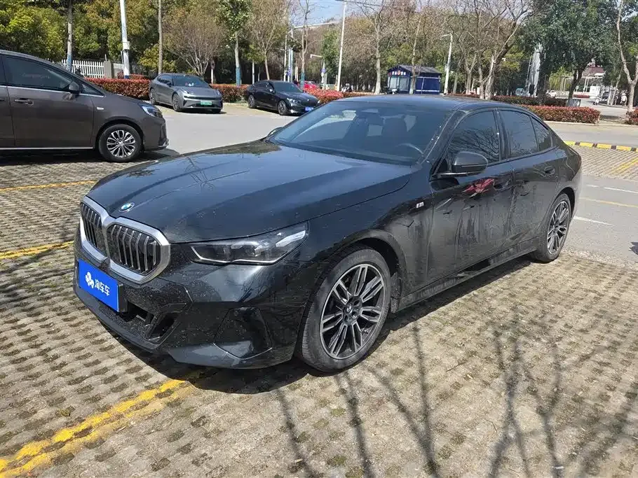 BMW 5 Series (Import) — фото 1