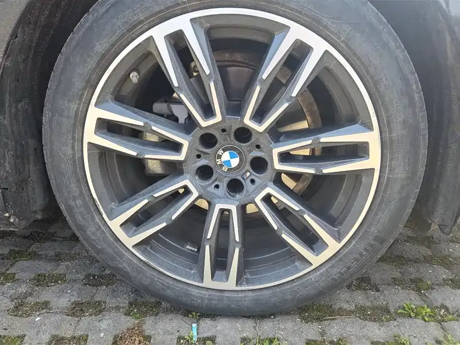 BMW 5 Series (Import) — фото 4