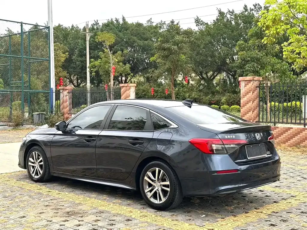 Honda Civic — фото 6