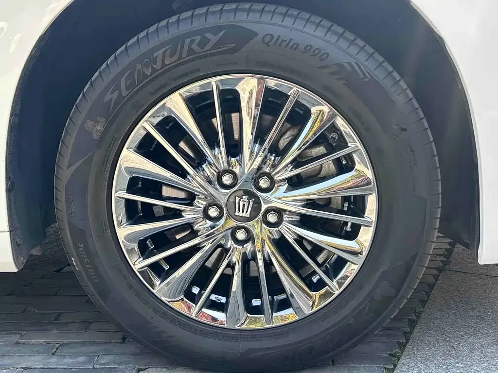Toyota Vellfire — фото 7