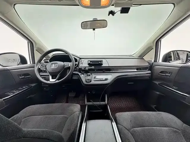 Honda Odyssey — фото 9