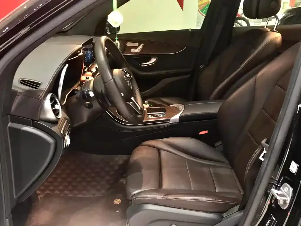 Mercedes-Benz GLC 2022 из CN, фото 9