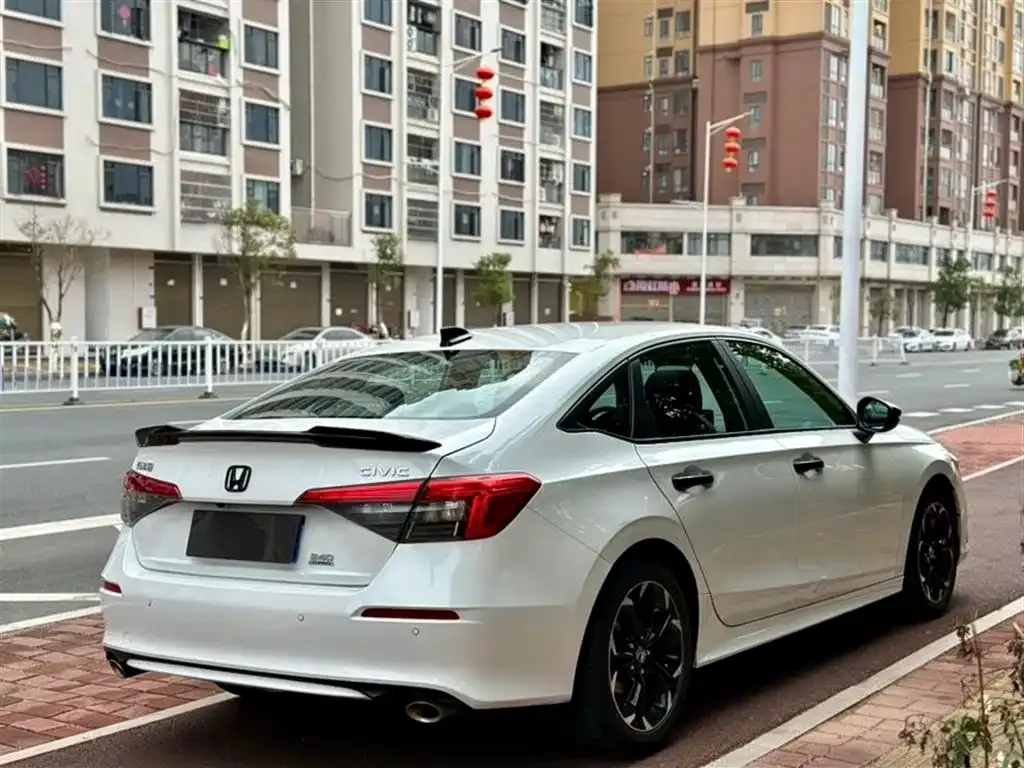 Honda Civic — фото 9