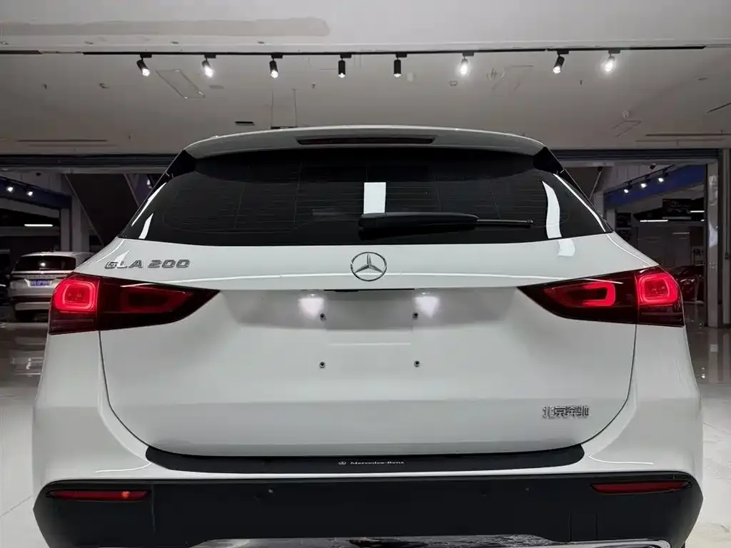 Mercedes-Benz GLA — фото 2