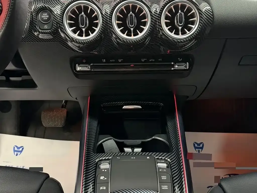 Mercedes-Benz GLA — фото 3